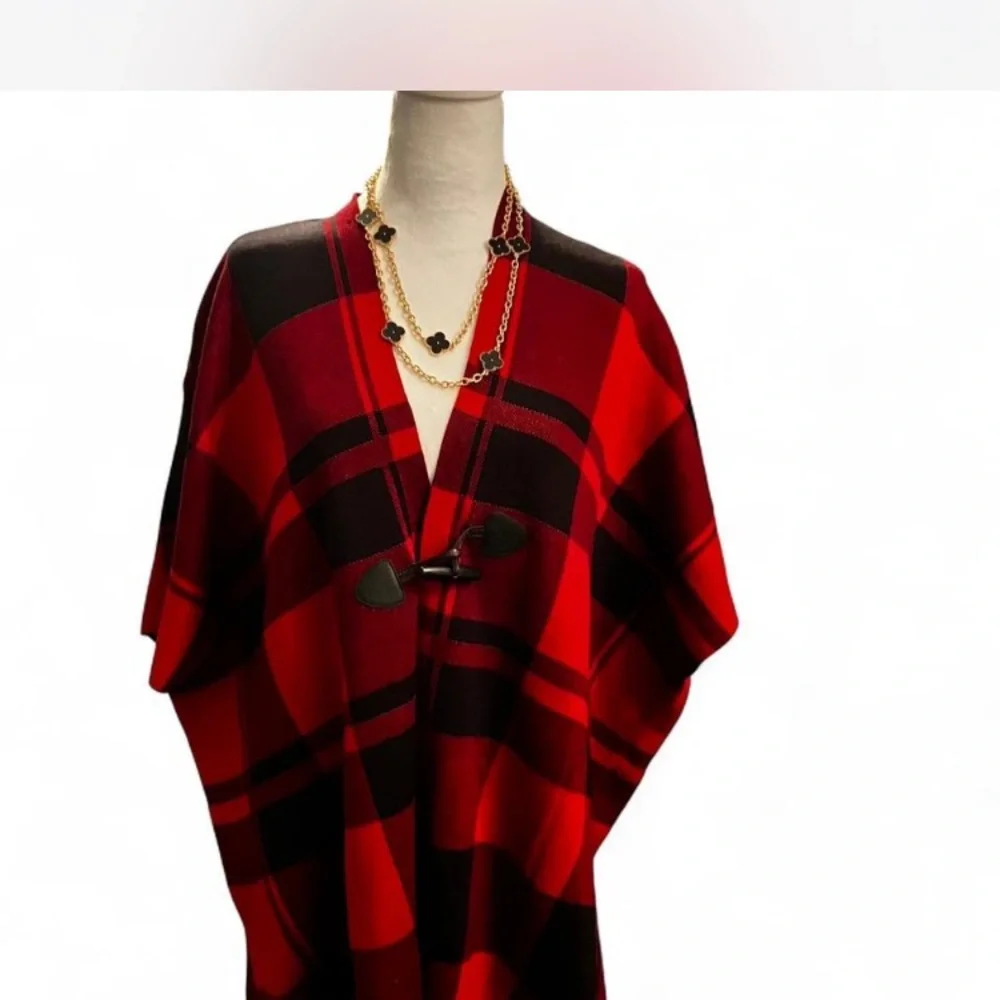 Tommy Hilfiger Chic Red and Black Plaid Poncho toggle closure.